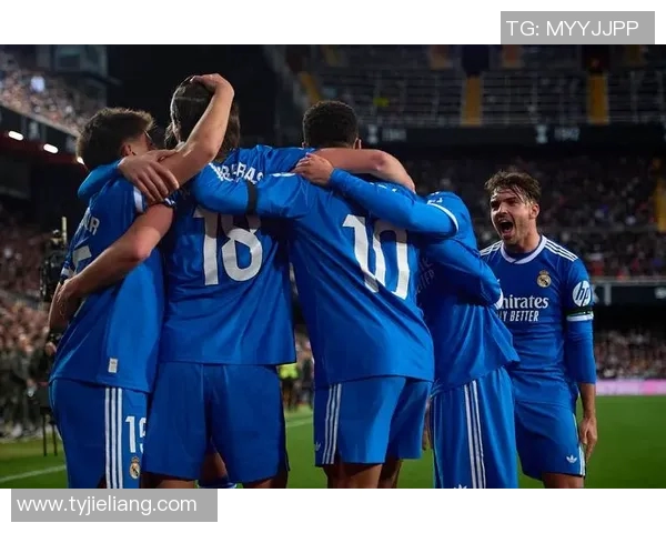 皇马与瓦伦西亚全场精彩对决回顾及赛后分析